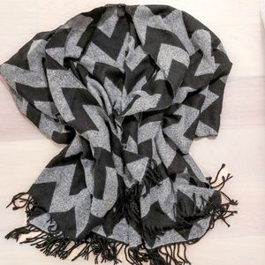 D&Y shall sweater